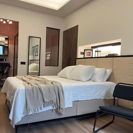 Retiro Studio Мадрид Экстерьер фото