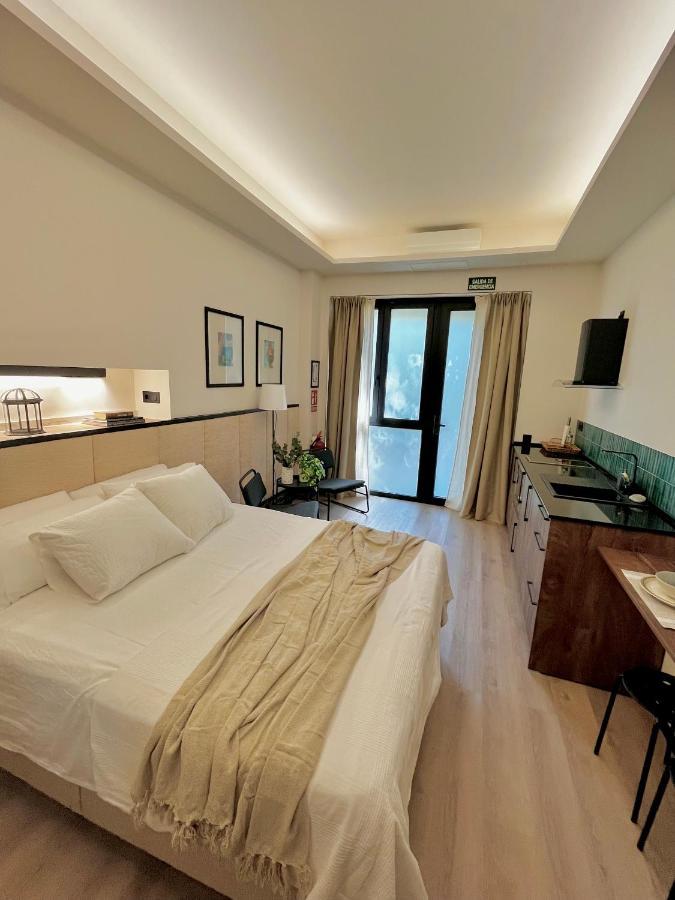 Retiro Studio Мадрид Экстерьер фото